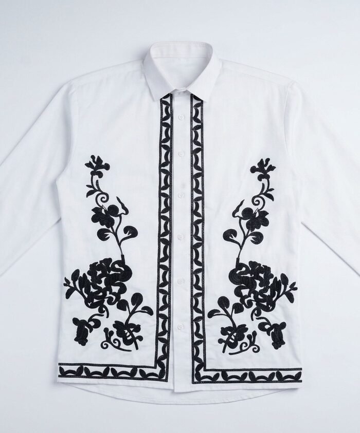 Aestify Signature Black & White Embroidered Set